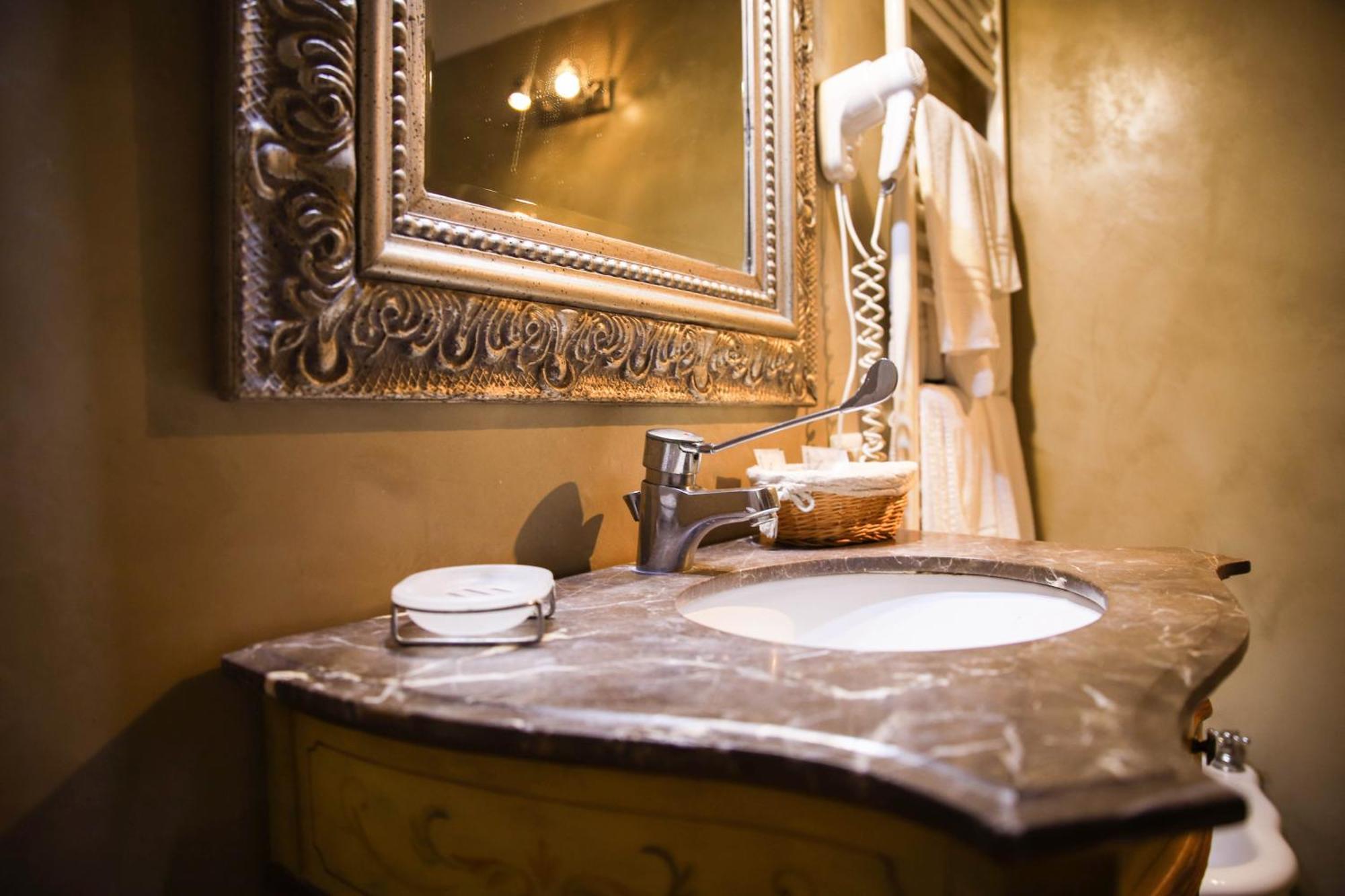 Country House Poggio Aione Guest House Catabbio Bagian luar foto
