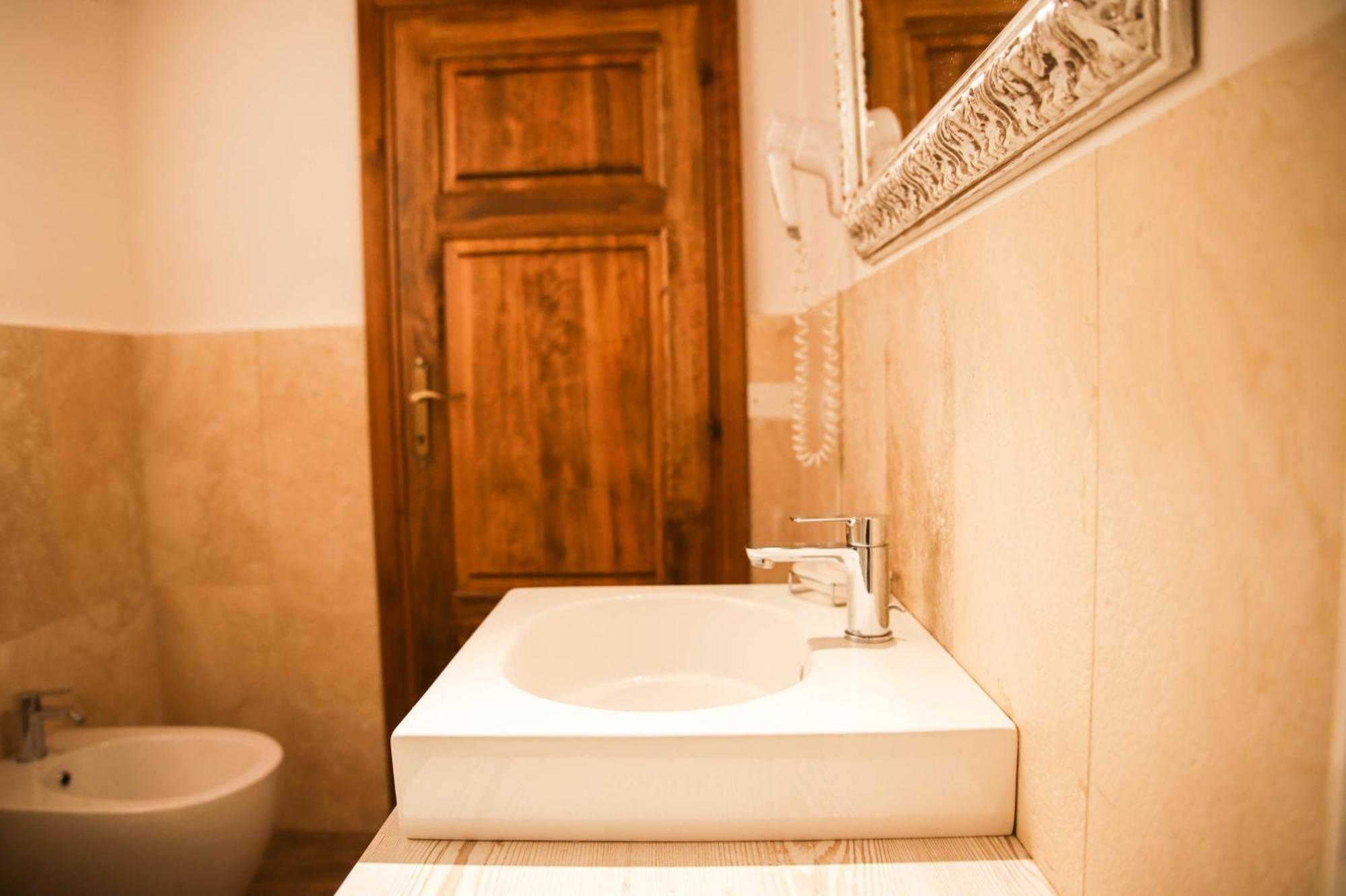 Country House Poggio Aione Guest House Catabbio Bagian luar foto