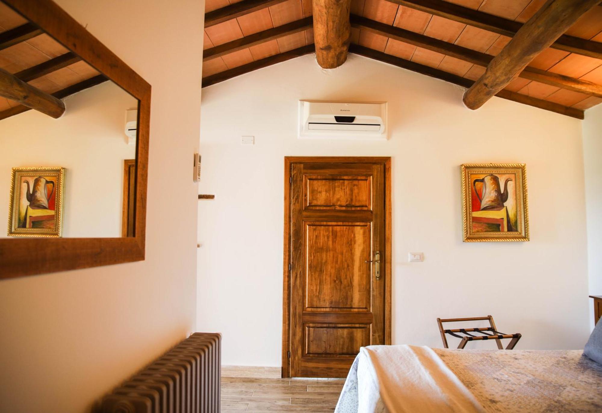 Country House Poggio Aione Guest House Catabbio Bagian luar foto