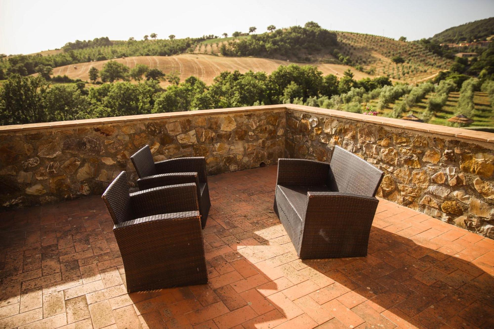 Country House Poggio Aione Guest House Catabbio Bagian luar foto